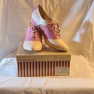 bait Footwear Saddle Shoes